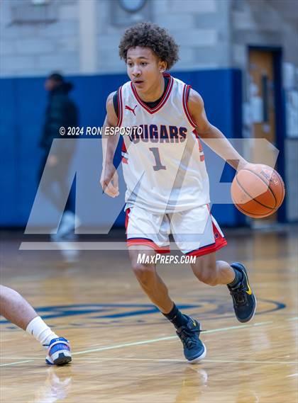 Thumbnail 1 in St. John The Baptist vs Wilton (New York Holiday Invitational) photogallery.