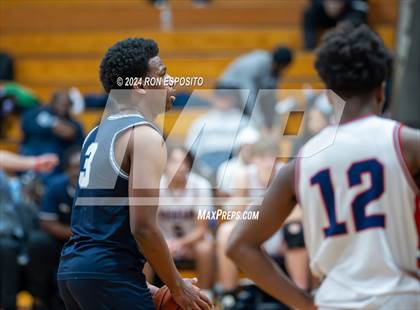 Thumbnail 3 in St. John The Baptist vs Wilton (New York Holiday Invitational) photogallery.
