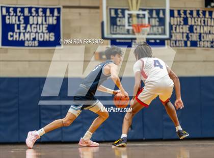Thumbnail 1 in St. John The Baptist vs Wilton (New York Holiday Invitational) photogallery.