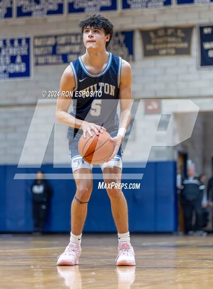 Thumbnail 1 in St. John The Baptist vs Wilton (New York Holiday Invitational) photogallery.