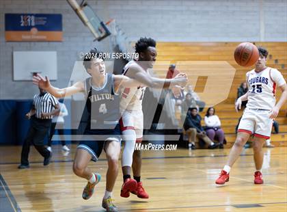 Thumbnail 3 in St. John The Baptist vs Wilton (New York Holiday Invitational) photogallery.