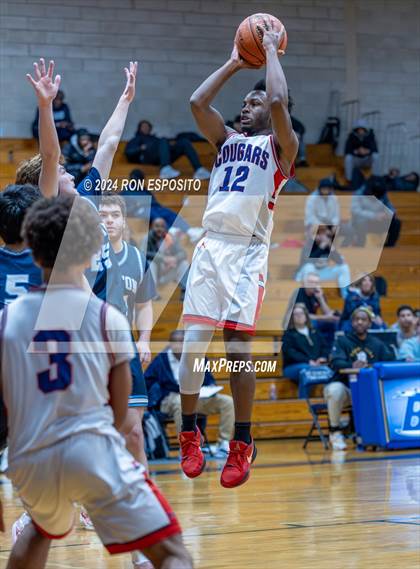 Thumbnail 1 in St. John The Baptist vs Wilton (New York Holiday Invitational) photogallery.