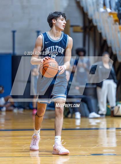 Thumbnail 3 in St. John The Baptist vs Wilton (New York Holiday Invitational) photogallery.