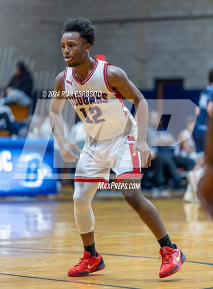 Thumbnail 3 in St. John The Baptist vs Wilton (New York Holiday Invitational) photogallery.