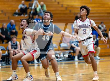 Thumbnail 2 in St. John The Baptist vs Wilton (New York Holiday Invitational) photogallery.