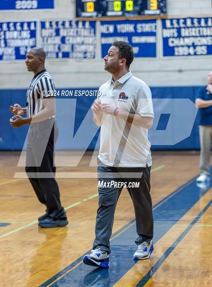 Thumbnail 3 in St. John The Baptist vs Wilton (New York Holiday Invitational) photogallery.