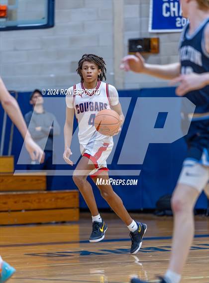 Thumbnail 1 in St. John The Baptist vs Wilton (New York Holiday Invitational) photogallery.