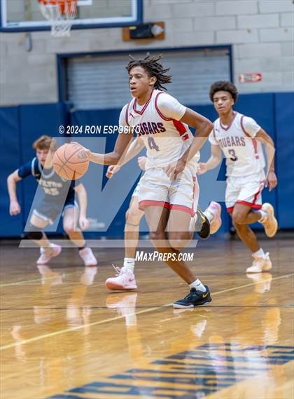 Thumbnail 3 in St. John The Baptist vs Wilton (New York Holiday Invitational) photogallery.