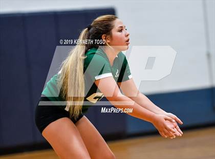 Thumbnail 2 in Reagan @ O'Connor photogallery.