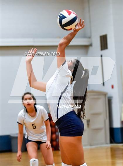 Thumbnail 2 in Reagan @ O'Connor photogallery.
