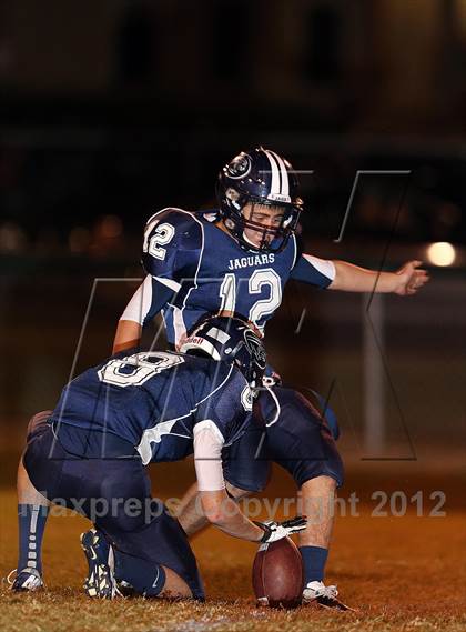 Thumbnail 2 in Emery/Weiner vs. Capital Christian HomeSchool photogallery.