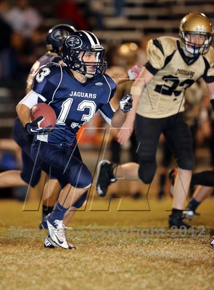 Thumbnail 2 in Emery/Weiner vs. Capital Christian HomeSchool photogallery.