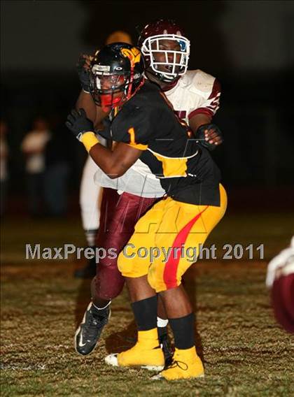 Thumbnail 1 in Paramount @ Dominguez photogallery.
