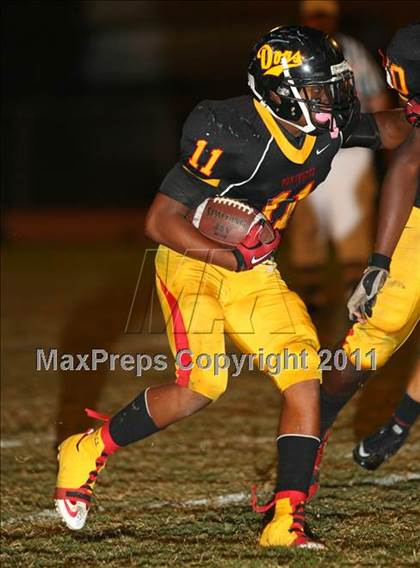 Thumbnail 1 in Paramount @ Dominguez photogallery.