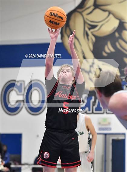 Thumbnail 2 in Antelope vs. Ponderosa (NCS TV Showcase) photogallery.