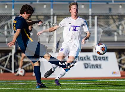 Thumbnail 2 in Northwest Christian vs. Phoenix Country Day (AIA 3A Final) photogallery.