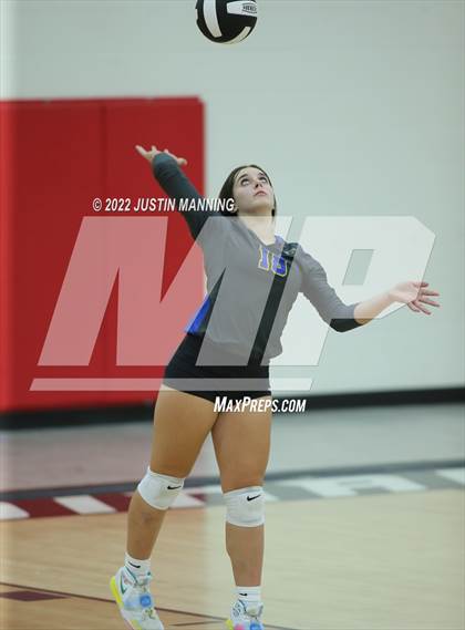 Thumbnail 1 in Sheridan @ Harmony Grove photogallery.