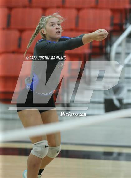 Thumbnail 2 in Sheridan @ Harmony Grove photogallery.
