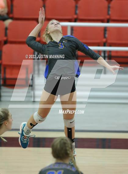 Thumbnail 1 in Sheridan @ Harmony Grove photogallery.