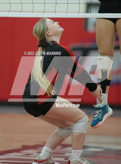 Thumbnail 1 in Sheridan @ Harmony Grove photogallery.