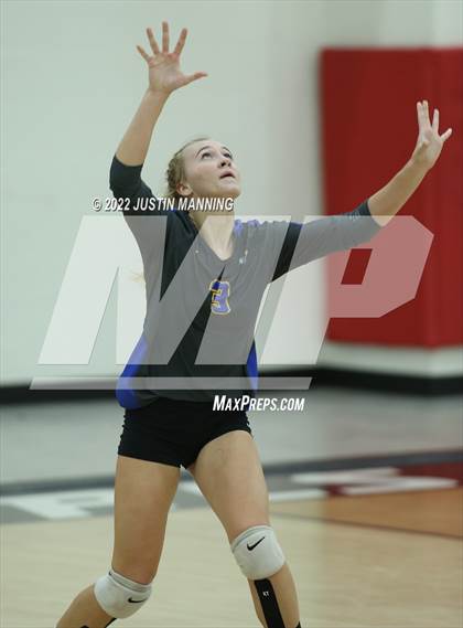 Thumbnail 3 in Sheridan @ Harmony Grove photogallery.