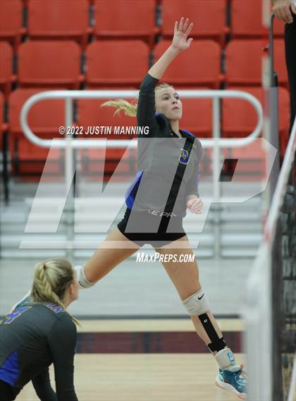 Thumbnail 3 in Sheridan @ Harmony Grove photogallery.