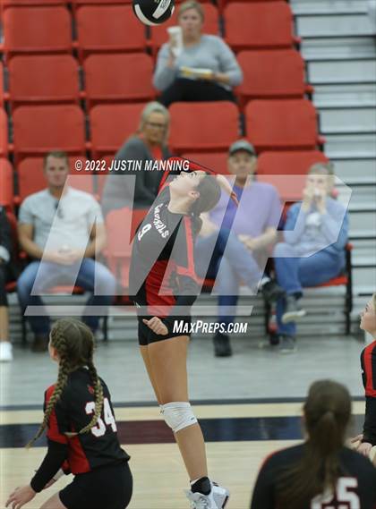 Thumbnail 3 in Sheridan @ Harmony Grove photogallery.