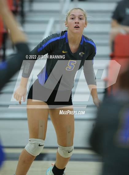 Thumbnail 2 in Sheridan @ Harmony Grove photogallery.