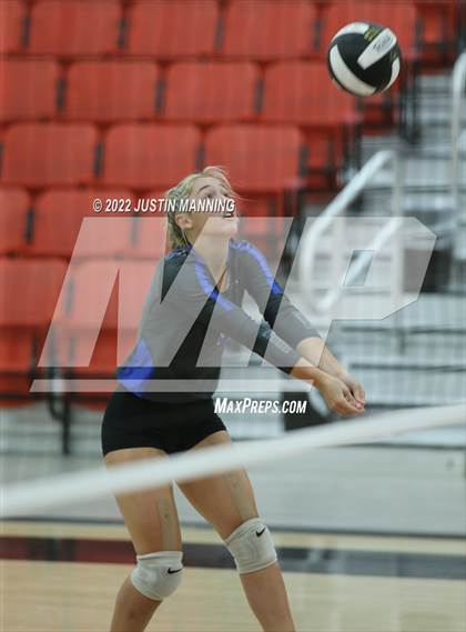 Thumbnail 2 in Sheridan @ Harmony Grove photogallery.