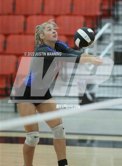 Thumbnail 3 in Sheridan @ Harmony Grove photogallery.