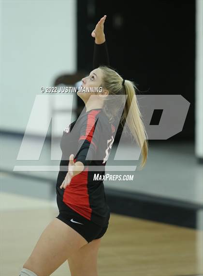 Thumbnail 3 in Sheridan @ Harmony Grove photogallery.