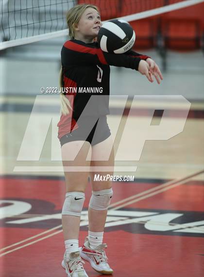 Thumbnail 1 in Sheridan @ Harmony Grove photogallery.