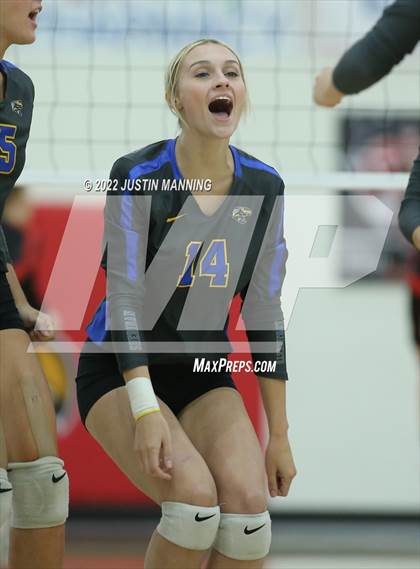 Thumbnail 1 in Sheridan @ Harmony Grove photogallery.