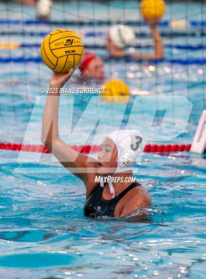 Thumbnail 2 in Orange Lutheran vs Oaks Christian (Bill Barnett Holiday Cup) photogallery.