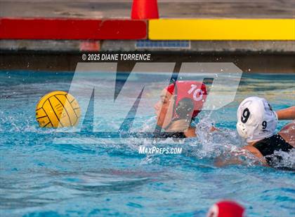 Thumbnail 1 in Orange Lutheran vs Oaks Christian (Bill Barnett Holiday Cup) photogallery.