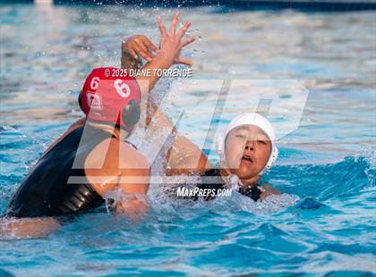 Thumbnail 1 in Orange Lutheran vs Oaks Christian (Bill Barnett Holiday Cup) photogallery.