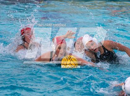 Thumbnail 1 in Orange Lutheran vs Oaks Christian (Bill Barnett Holiday Cup) photogallery.