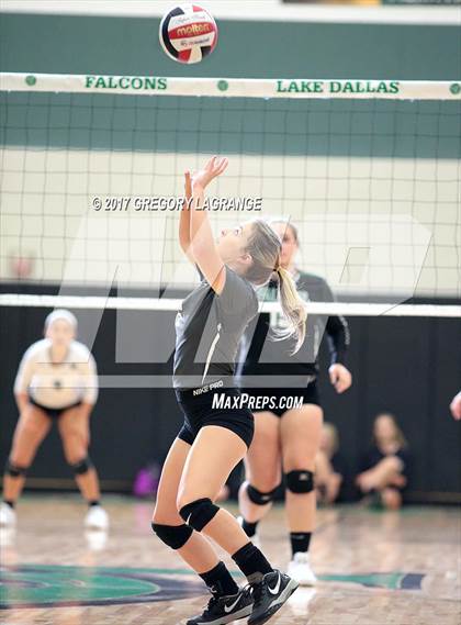 Thumbnail 3 in Mesquite Horn vs Lake Dallas JV & Varsity photogallery.