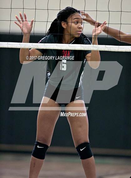 Thumbnail 1 in Mesquite Horn vs Lake Dallas JV & Varsity photogallery.