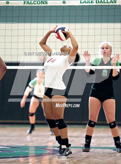 Thumbnail 3 in Mesquite Horn vs Lake Dallas JV & Varsity photogallery.