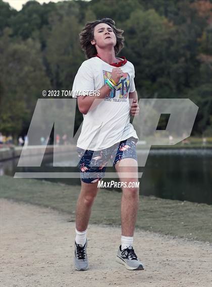 Thumbnail 2 in Gil Murdock Relays photogallery.
