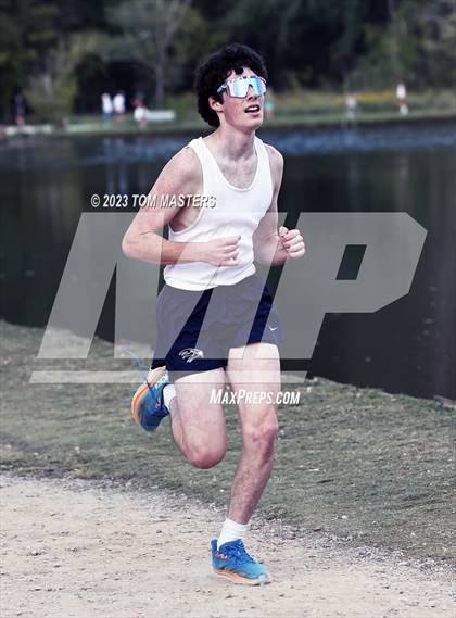 Thumbnail 2 in Gil Murdock Relays photogallery.