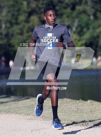 Thumbnail 2 in Gil Murdock Relays photogallery.