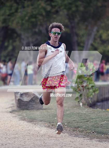Thumbnail 3 in Gil Murdock Relays photogallery.