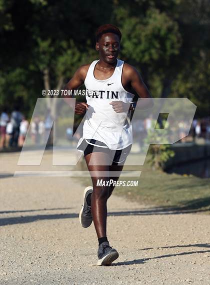 Thumbnail 1 in Gil Murdock Relays photogallery.