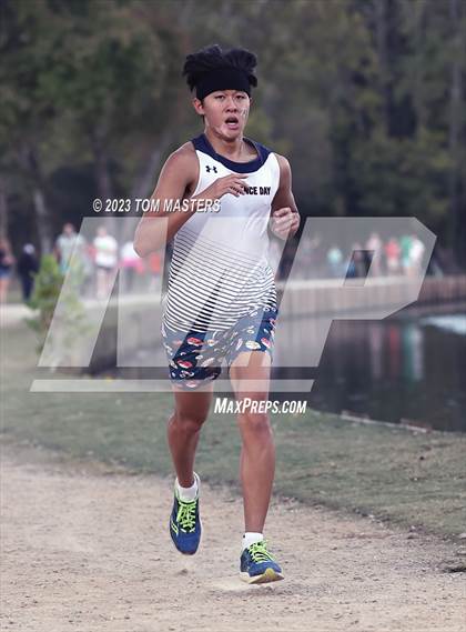 Thumbnail 2 in Gil Murdock Relays photogallery.