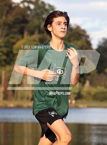 Thumbnail 1 in Gil Murdock Relays photogallery.