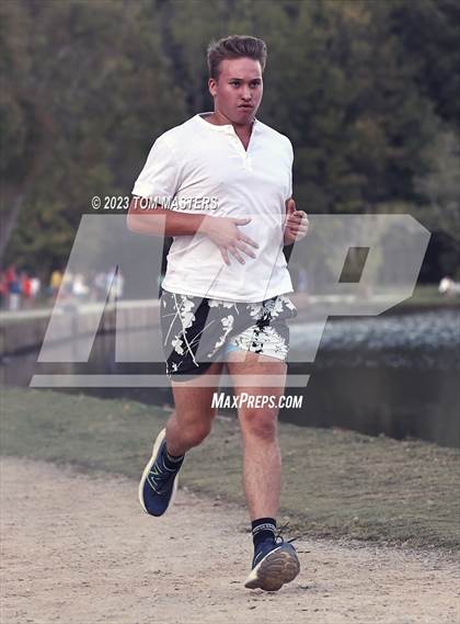 Thumbnail 3 in Gil Murdock Relays photogallery.
