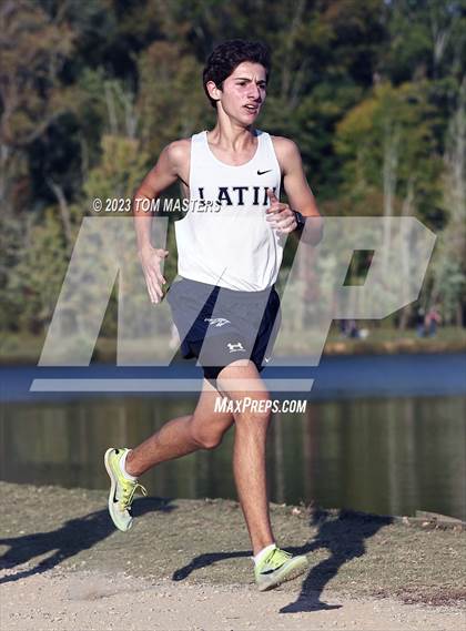 Thumbnail 2 in Gil Murdock Relays photogallery.