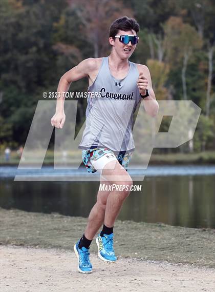 Thumbnail 3 in Gil Murdock Relays photogallery.